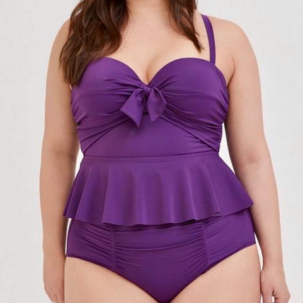 NWT Torrid Purple tie front underwire peplum midkini top size 3D size 10 C/D